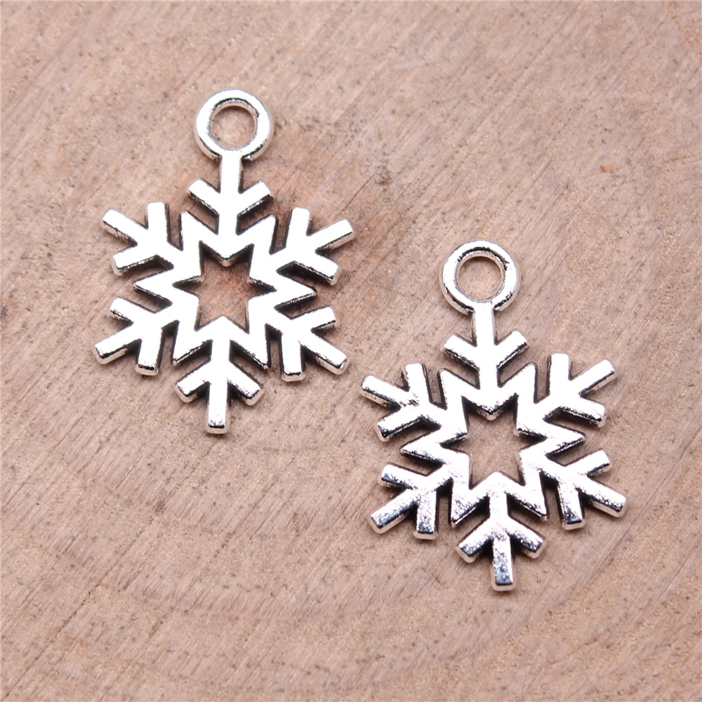 Vintage Fashion Online - 40pcs 19x14mm(0.75x0.55inch) Antique Silver Color Snowflake