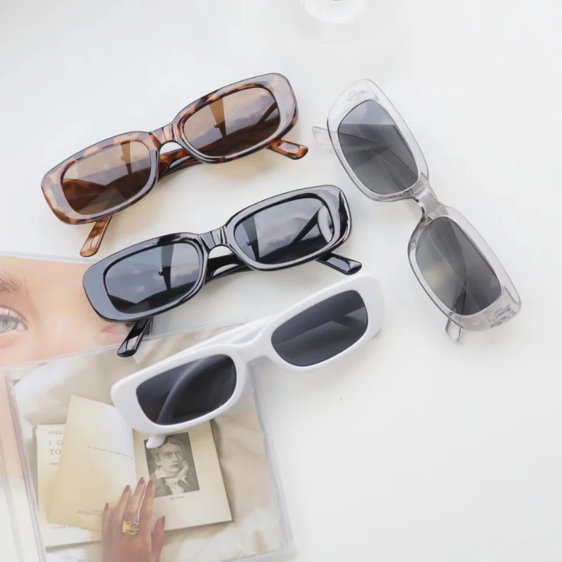 Vintage Small Square Sunglasse - Vintage Fashion Images recension och pris