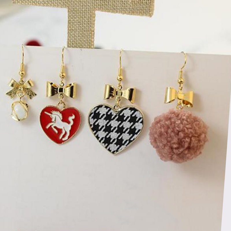 Vintage Antique Gold Bow Charm - Vintage Fashion Nz recension och pris