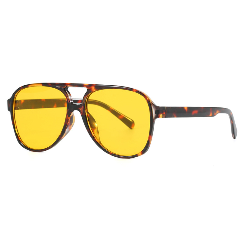 New Vintage Classic Designer D - Vintage Fashion Images recension och pris